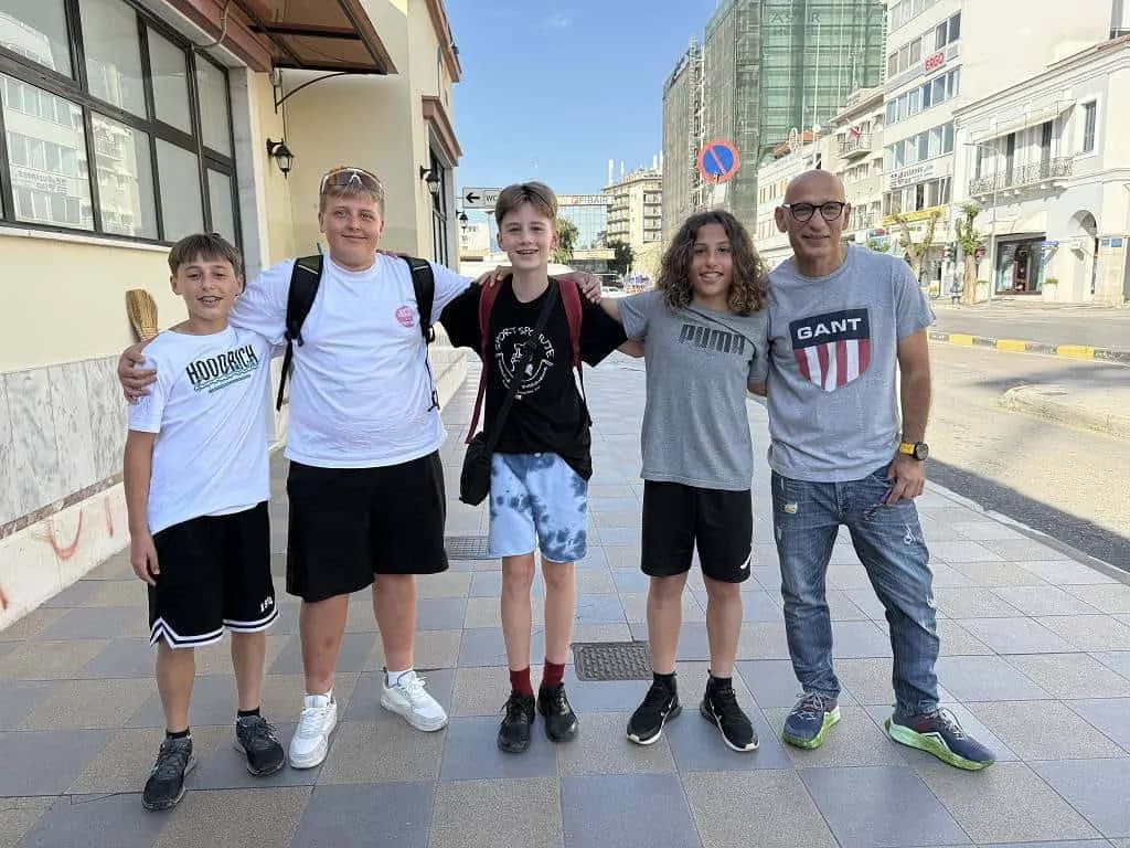 Fotografie z článku: Naši žáci v Řecku