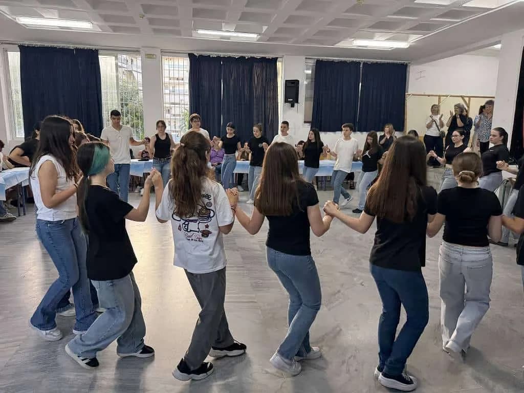 Fotografie z článku: Naši žáci v Řecku