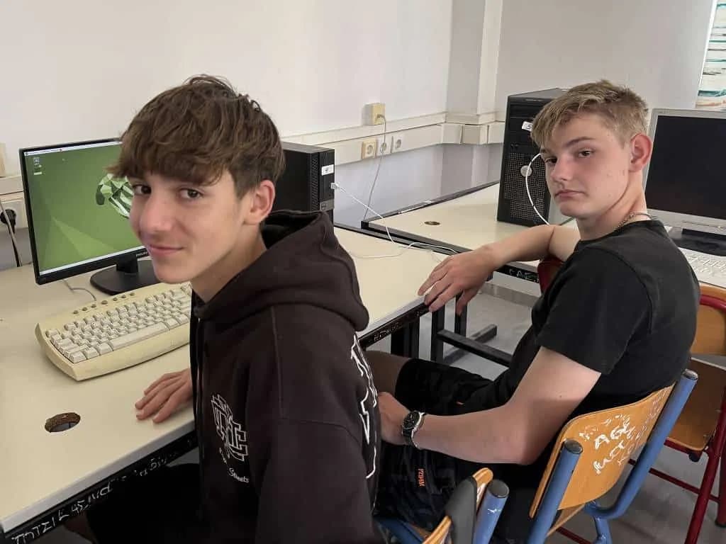 Fotografie z článku: Naši žáci v Řecku