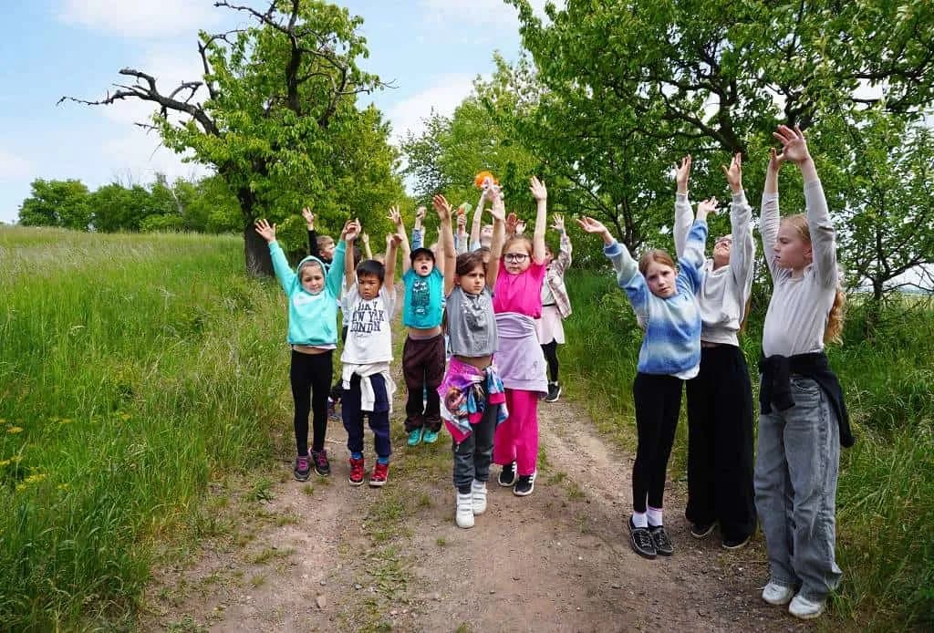 Fotografie z článku: Stezka skřítka Jarníčka