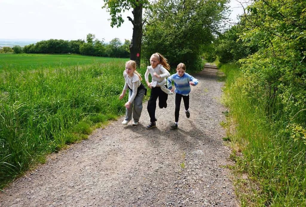 Fotografie z článku: Stezka skřítka Jarníčka