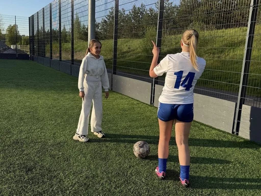 Fotografie z článku: Jak "Sport spojil" naše žáky s těmi finskými