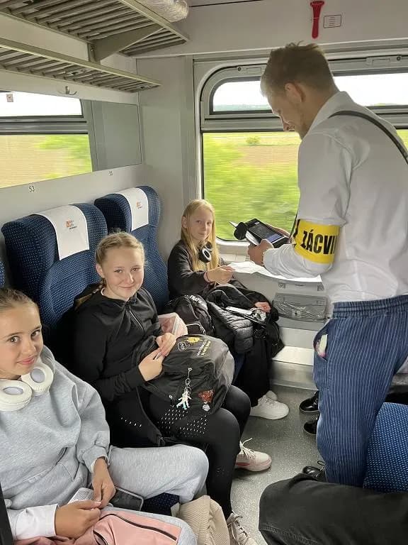 Fotografie z článku: Jak "Sport spojil" naše žáky s těmi finskými