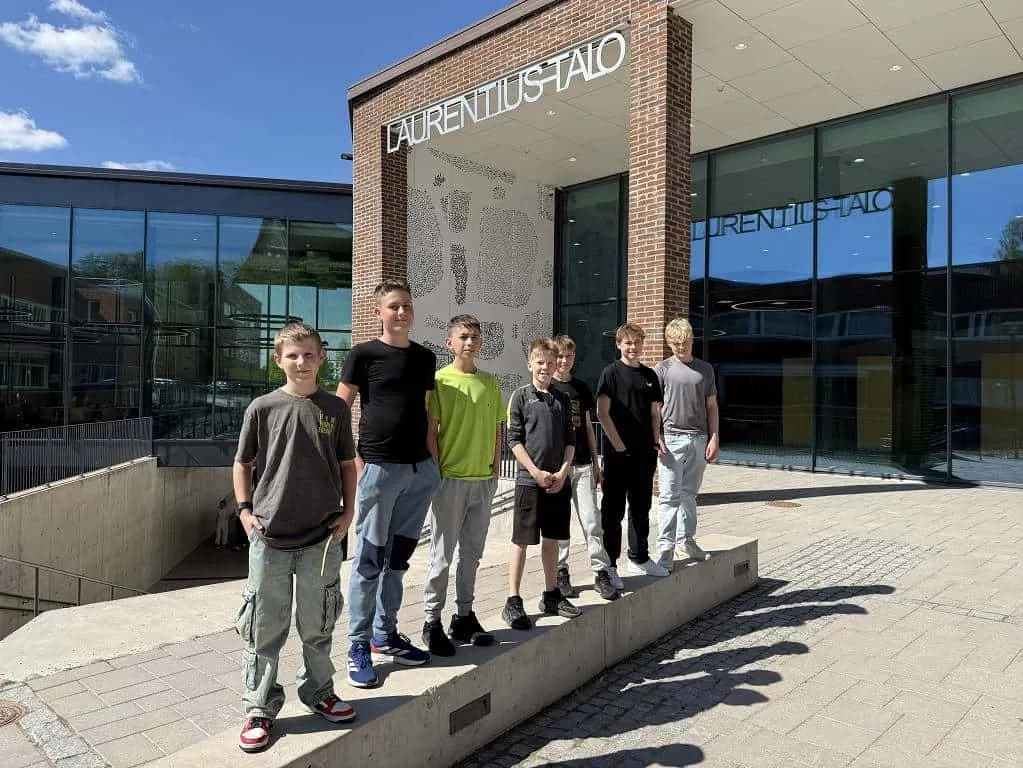 Fotografie z článku: Jak "Sport spojil" naše žáky s těmi finskými
