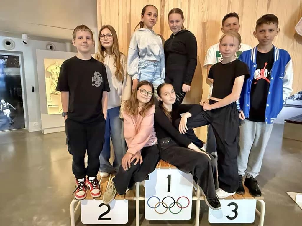 Fotografie z článku: Jak "Sport spojil" naše žáky s těmi finskými
