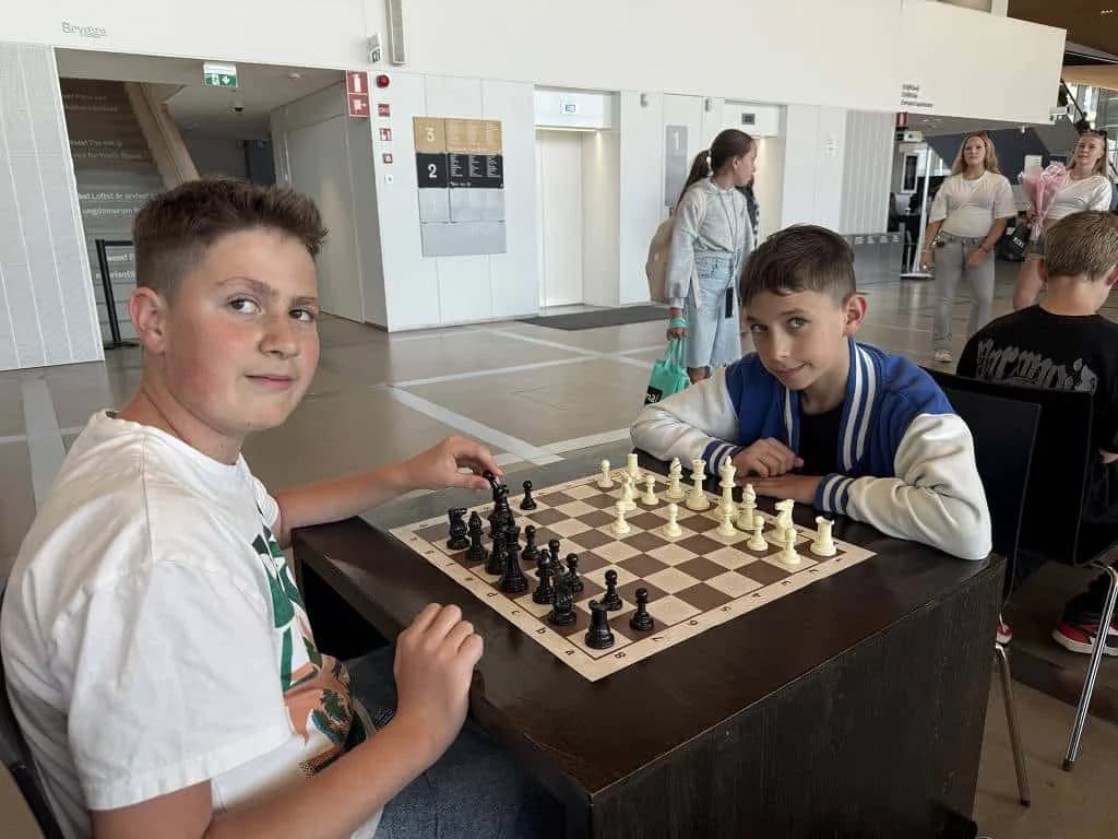 Fotografie z článku: Jak "Sport spojil" naše žáky s těmi finskými