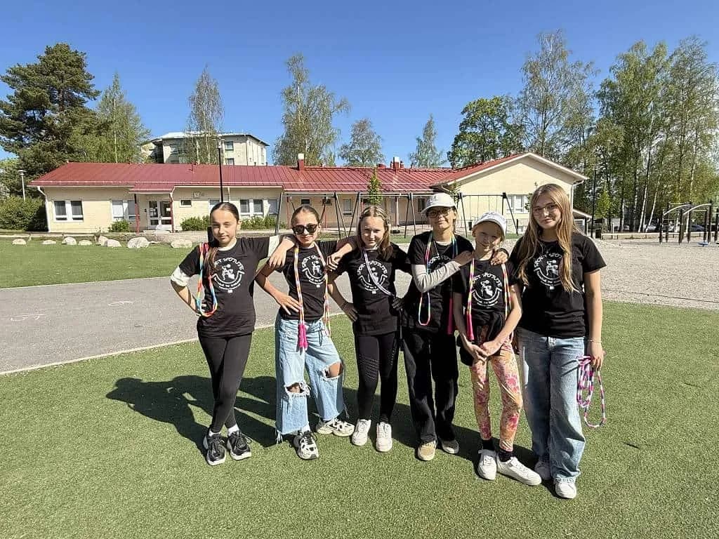 Fotografie z článku: Jak "Sport spojil" naše žáky s těmi finskými