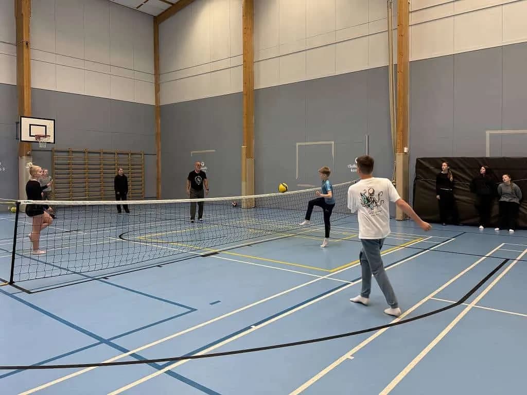 Fotografie z článku: Jak "Sport spojil" naše žáky s těmi finskými