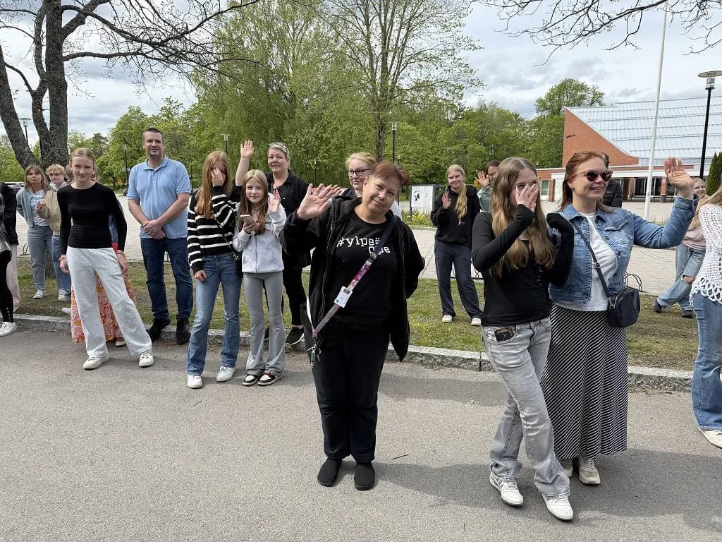 Fotografie z článku: Jak "Sport spojil" naše žáky s těmi finskými