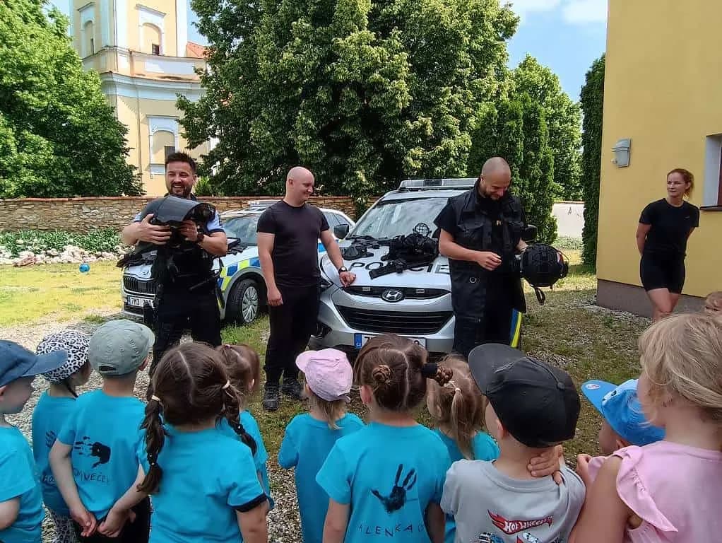 Fotografie z článku: Den dětí na farské zahradě