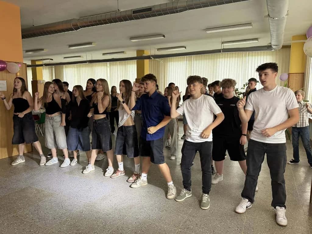 Fotografie z článku: Letní párty