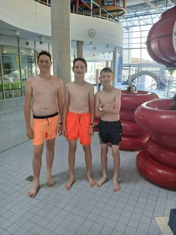 Fotografie z článku: Šestá třída v aquaparku