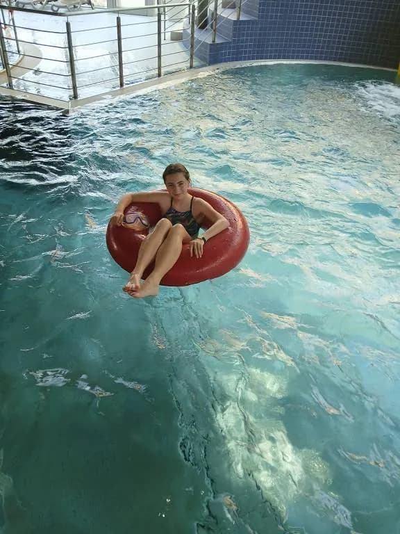 Fotografie z článku: Šestá třída v aquaparku