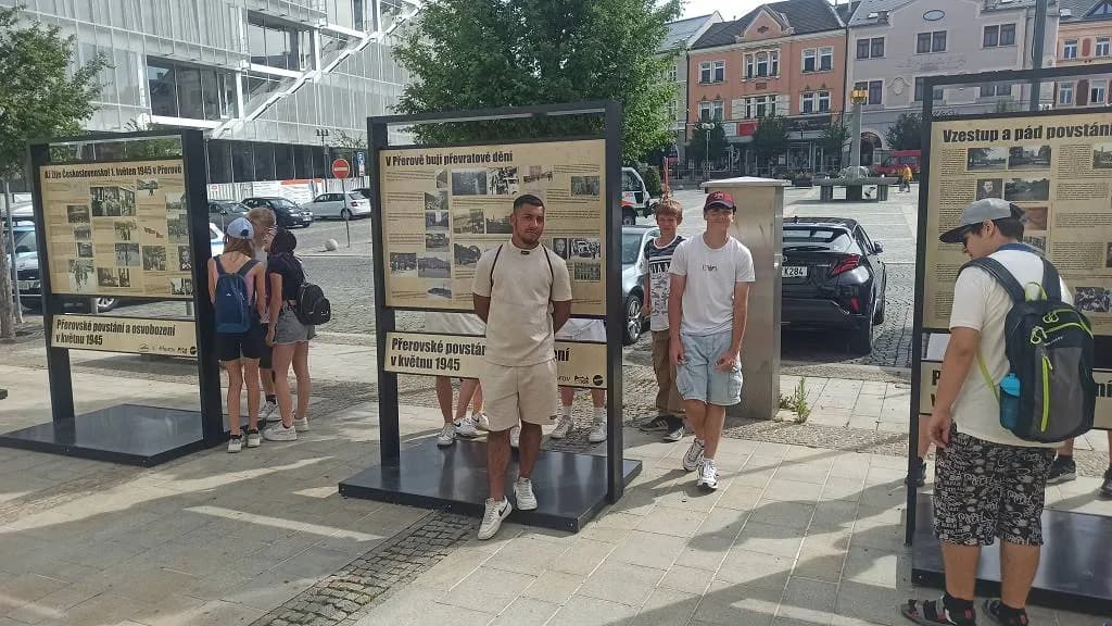 Fotografie z článku: Exkurze po místech, kudy procházela historie