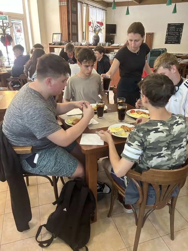Fotografie z článku: Výlet osmáků