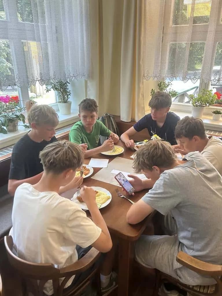Fotografie z článku: Pečení perníků u Koťat