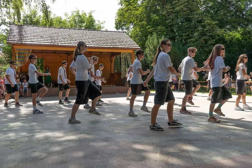 Fotografie z článku: Ukončení školního roku