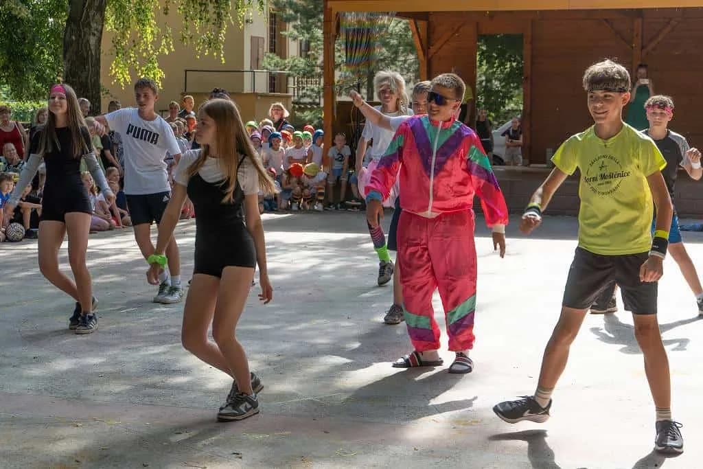 Fotografie z článku: Ukončení školního roku