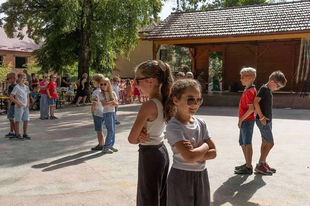 Fotografie z článku: Ukončení školního roku