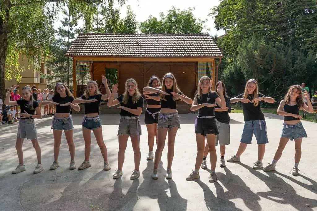 Fotografie z článku: Ukončení školního roku