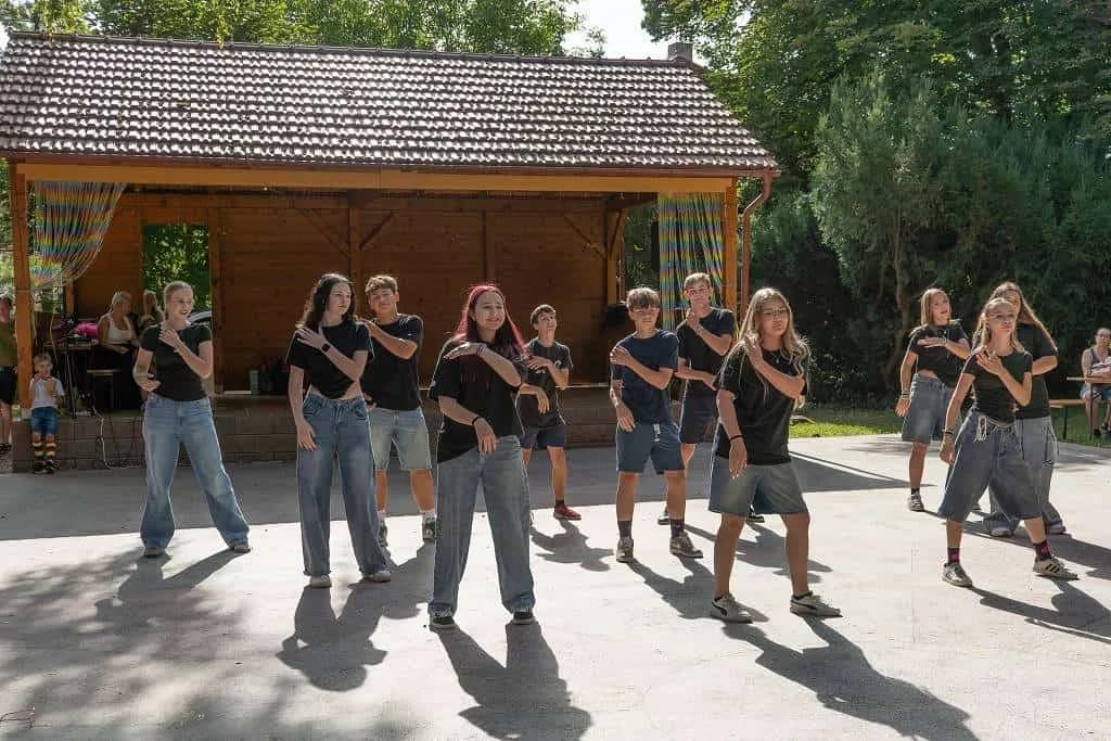 Fotografie z článku: Ukončení školního roku