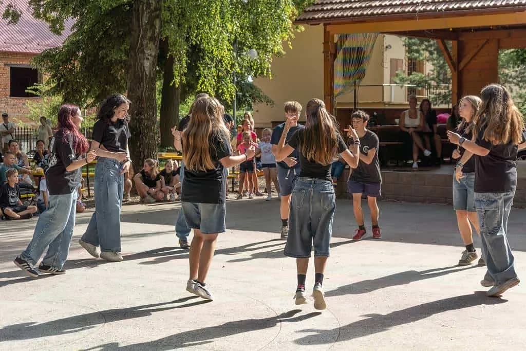 Fotografie z článku: Ukončení školního roku