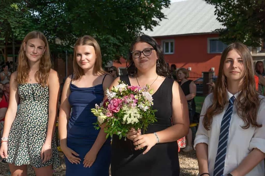 Fotografie z článku: Ukončení školního roku