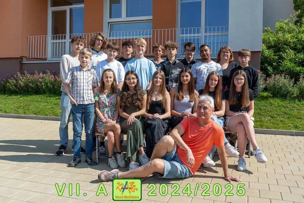 Fotografie z článku: Třídní fotografie 2024/2025