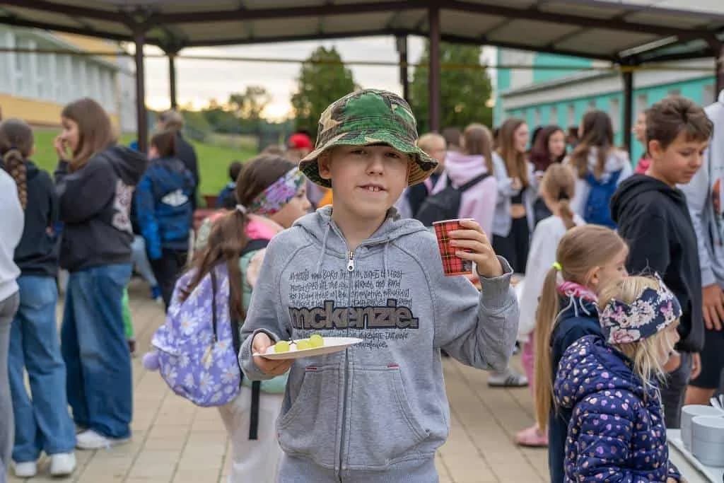 Fotografie z článku: Komunitní snídaně jako odměna za účast v projektu Pěšky do školy
