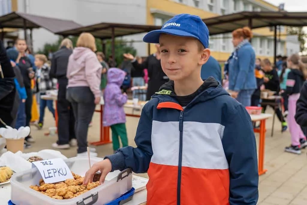 Fotografie z článku: Komunitní snídaně jako odměna za účast v projektu Pěšky do školy