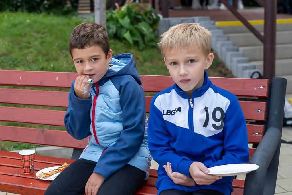 Fotografie z článku: Komunitní snídaně jako odměna za účast v projektu Pěšky do školy