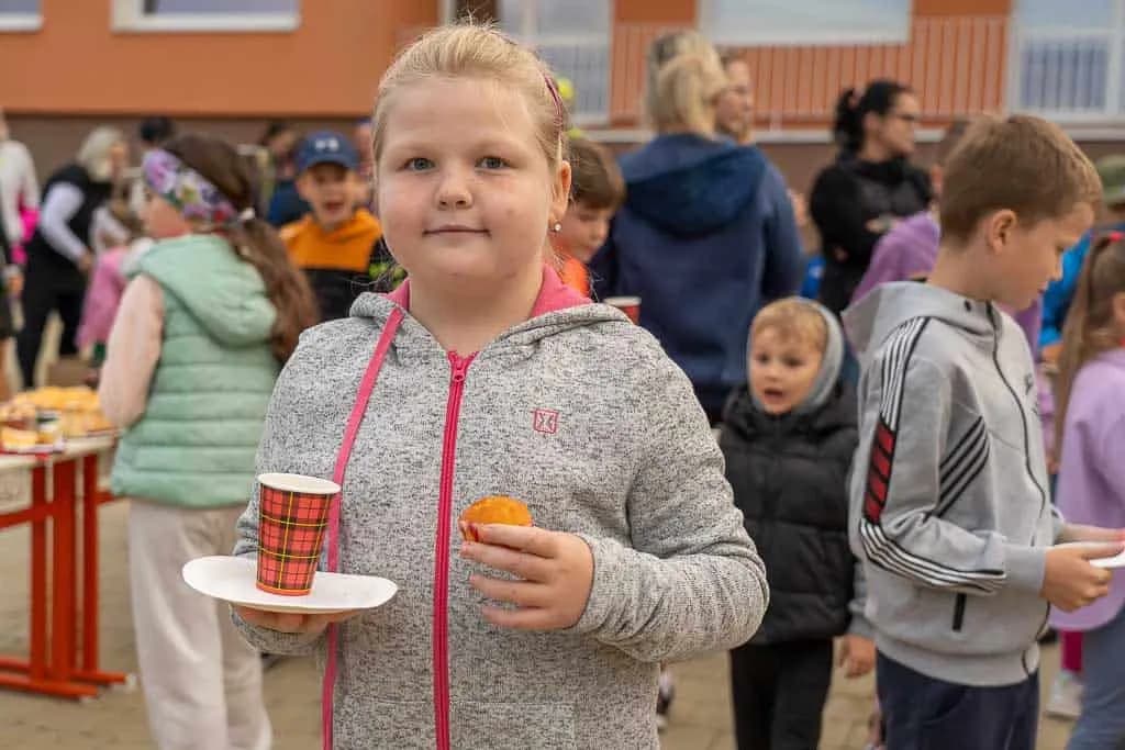 Fotografie z článku: Komunitní snídaně jako odměna za účast v projektu Pěšky do školy