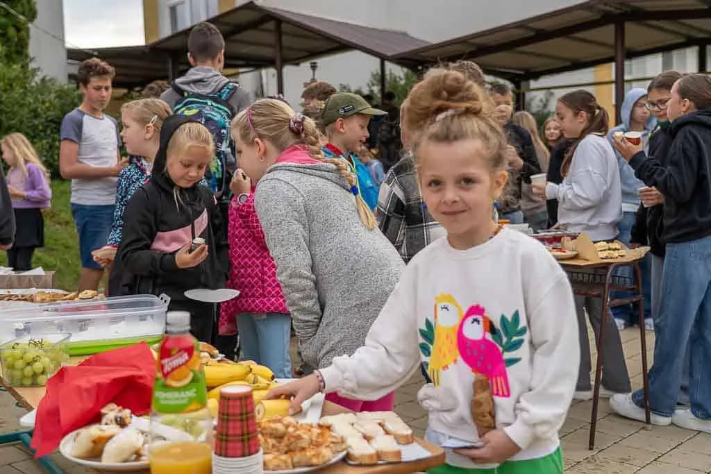 Fotografie z článku: Komunitní snídaně jako odměna za účast v projektu Pěšky do školy