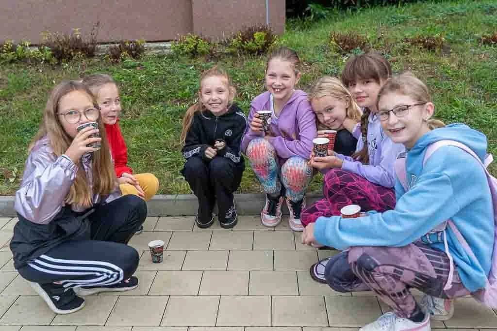 Fotografie z článku: Komunitní snídaně jako odměna za účast v projektu Pěšky do školy
