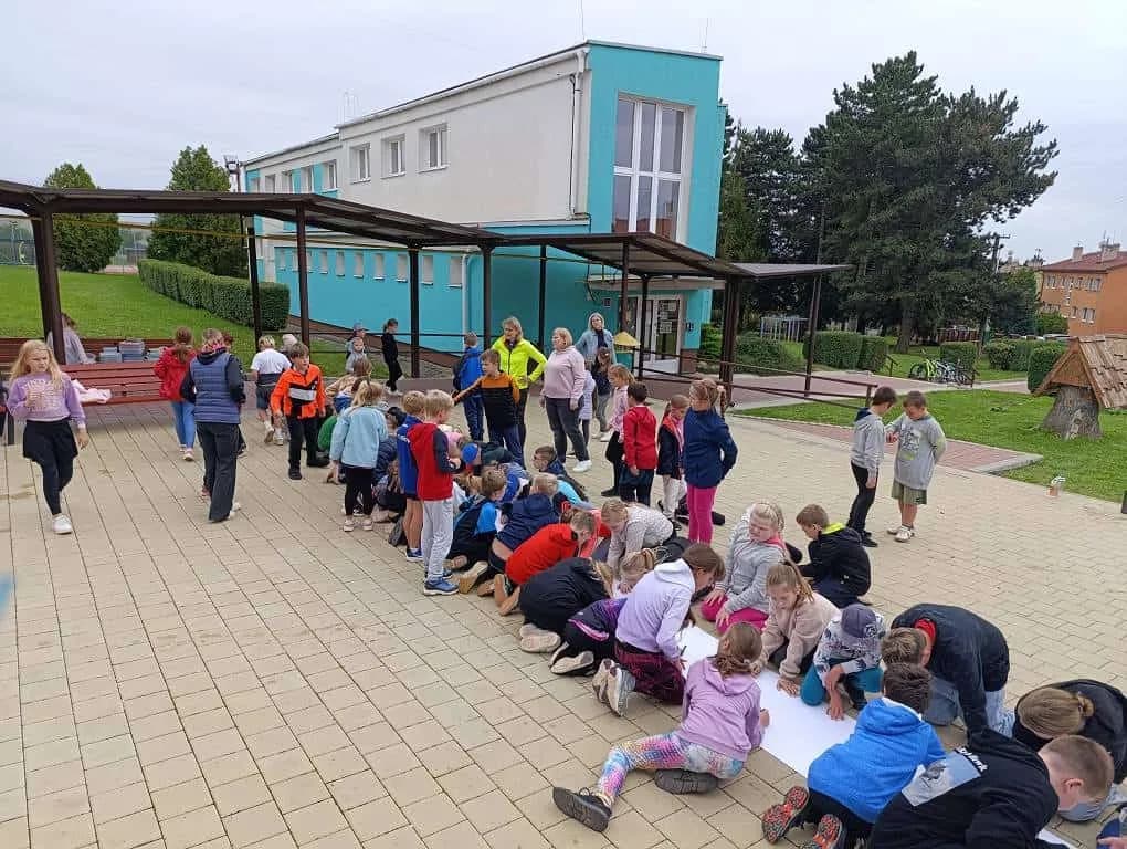 Fotografie z článku: Projektový den Pěšky do školy