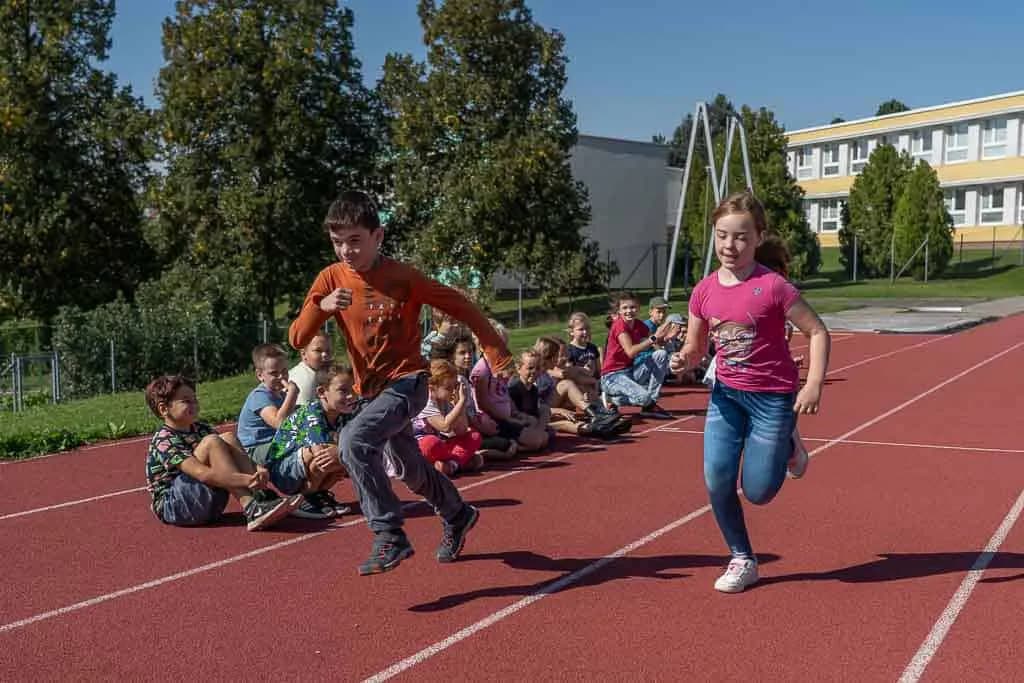 Fotografie z článku: Hravé září