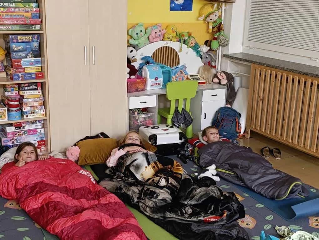 Fotografie z článku: Vesmírná noc ve školní družině u Soviček