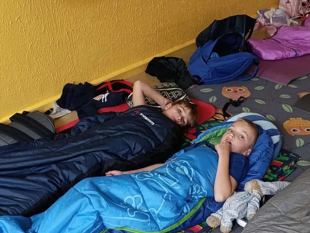 Fotografie z článku: Vesmírná noc ve školní družině u Soviček