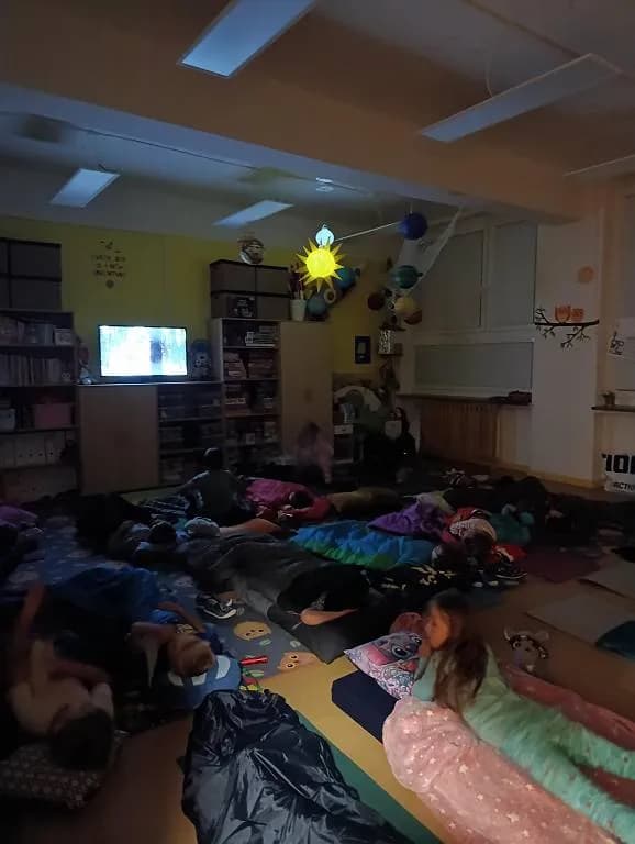 Fotografie z článku: Vesmírná noc ve školní družině u Soviček