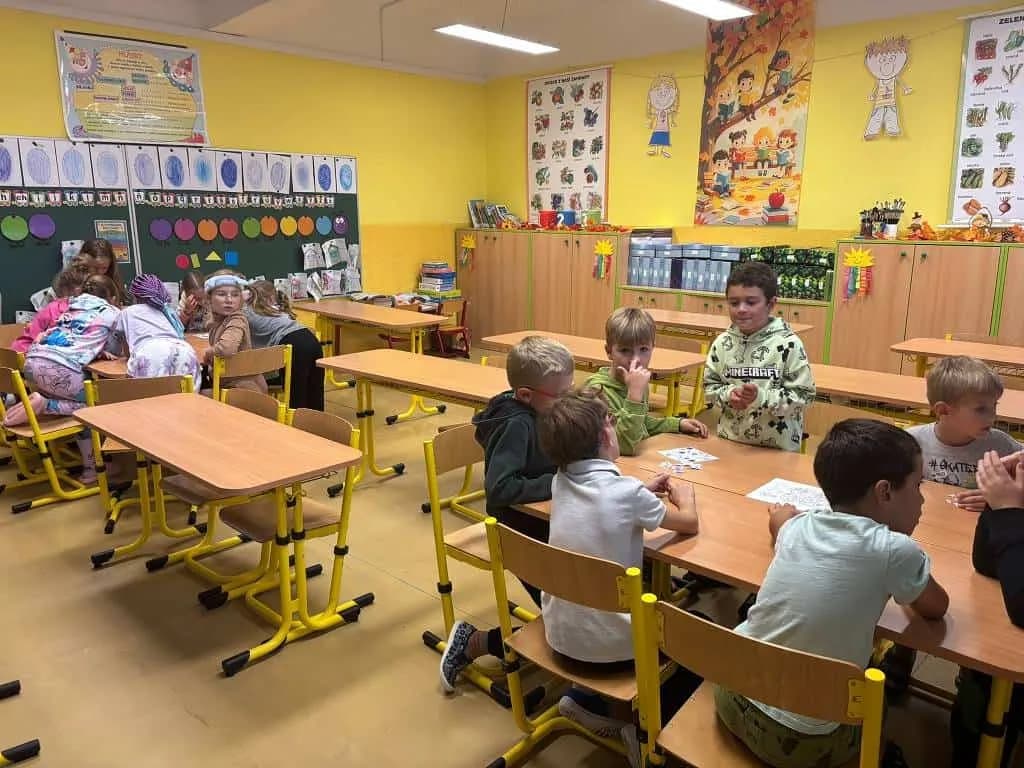 Fotografie z článku: Vesmírná noc ve školní družině u Soviček