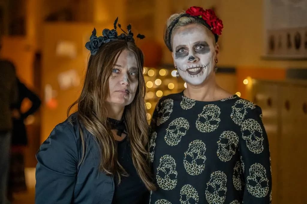 Fotografie z článku: 👻🎃🕷 HALLOWEENSKÝ REJ NA NAŠÍ ŠKOLE! 🕷🎃👻