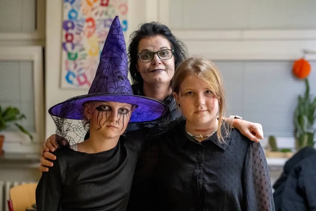 Fotografie z článku: 👻🎃🕷 HALLOWEENSKÝ REJ NA NAŠÍ ŠKOLE! 🕷🎃👻