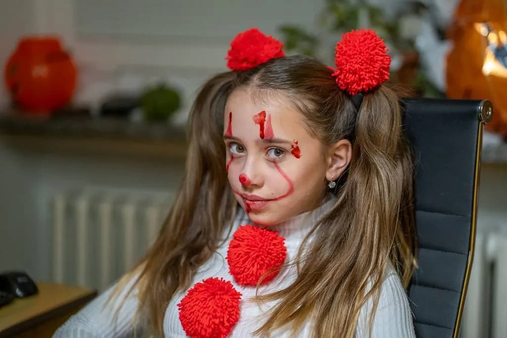 Fotografie z článku: 👻🎃🕷 HALLOWEENSKÝ REJ NA NAŠÍ ŠKOLE! 🕷🎃👻