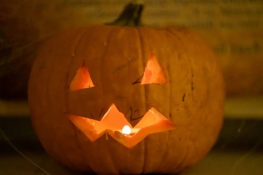 Fotografie z článku: 👻🎃🕷 HALLOWEENSKÝ REJ NA NAŠÍ ŠKOLE! 🕷🎃👻