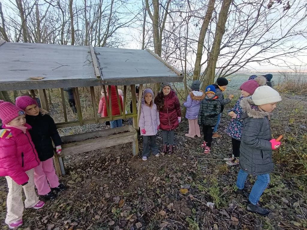 Fotografie z článku: Ranní vycházka ke krmelci