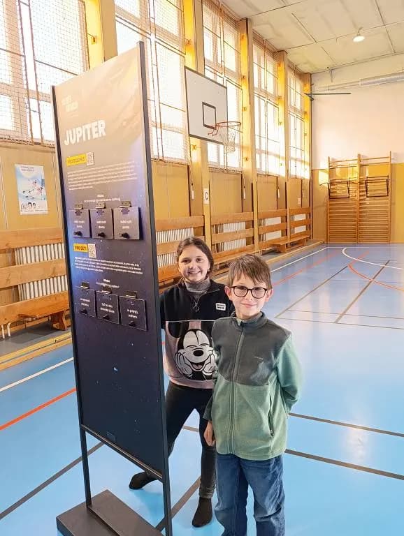 Fotografie z článku: Mobilní planetárium