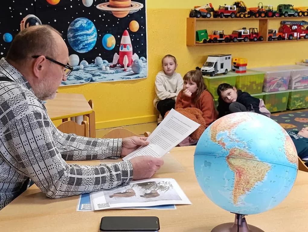 Fotografie z článku: Návštěva pana knihovníka