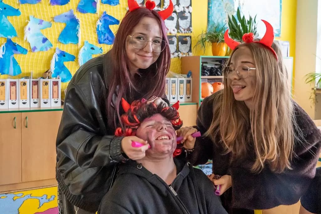 Fotografie z článku: Mikulášská tradice v naší škole
