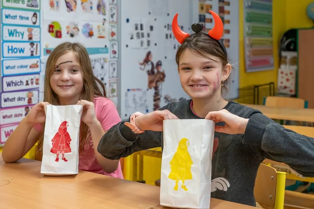 Fotografie z článku: Mikulášská tradice v naší škole