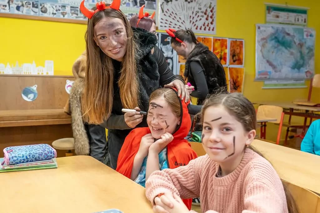 Fotografie z článku: Mikulášská tradice v naší škole